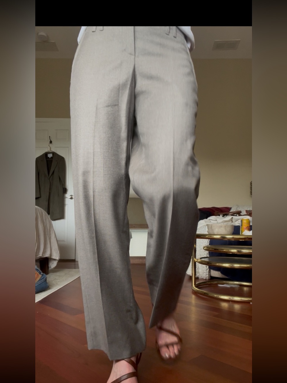 Stunning Brunello Cuccinelli Wool and Cachemire Straight Leg pleated trousers - Picture 2 of 10